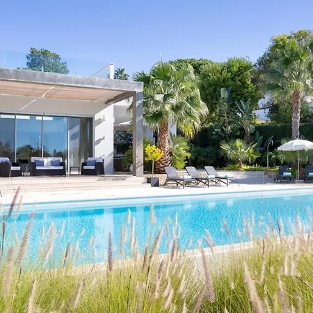 Sleeps 10 Pool Air Con T711328 * Vale do Lobo