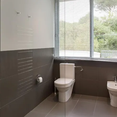 Sleeps 10 Pool Air Con T711328 Villa *
