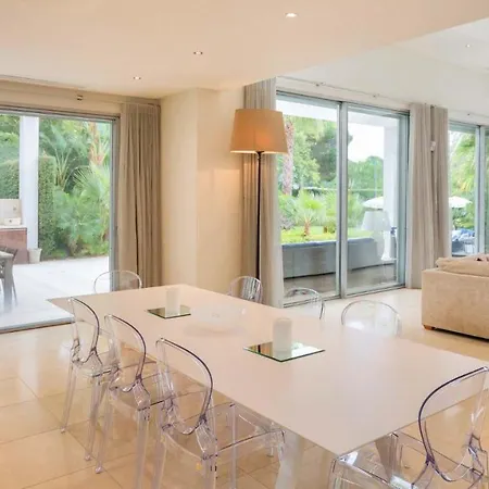 Sleeps 10 Pool Air Con T711328
