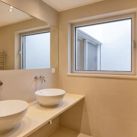 Sleeps 10 Pool Air Con T711328 Βίλα