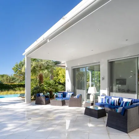 Sleeps 10 Pool Air Con T711328 *